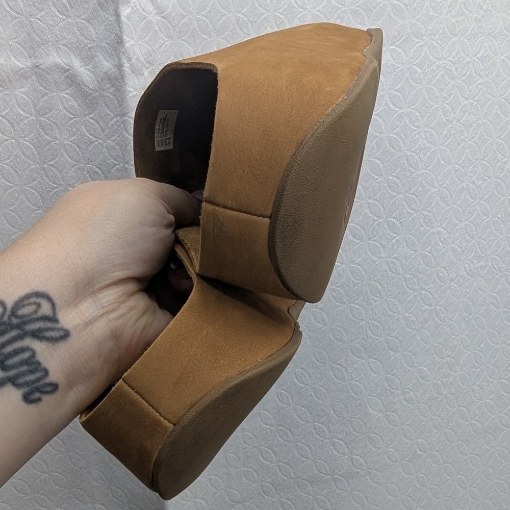 FitFlop Shuv Clogs Tan Nubuck Suede Minimalist Mules Size 11 - Picture 8 of 12